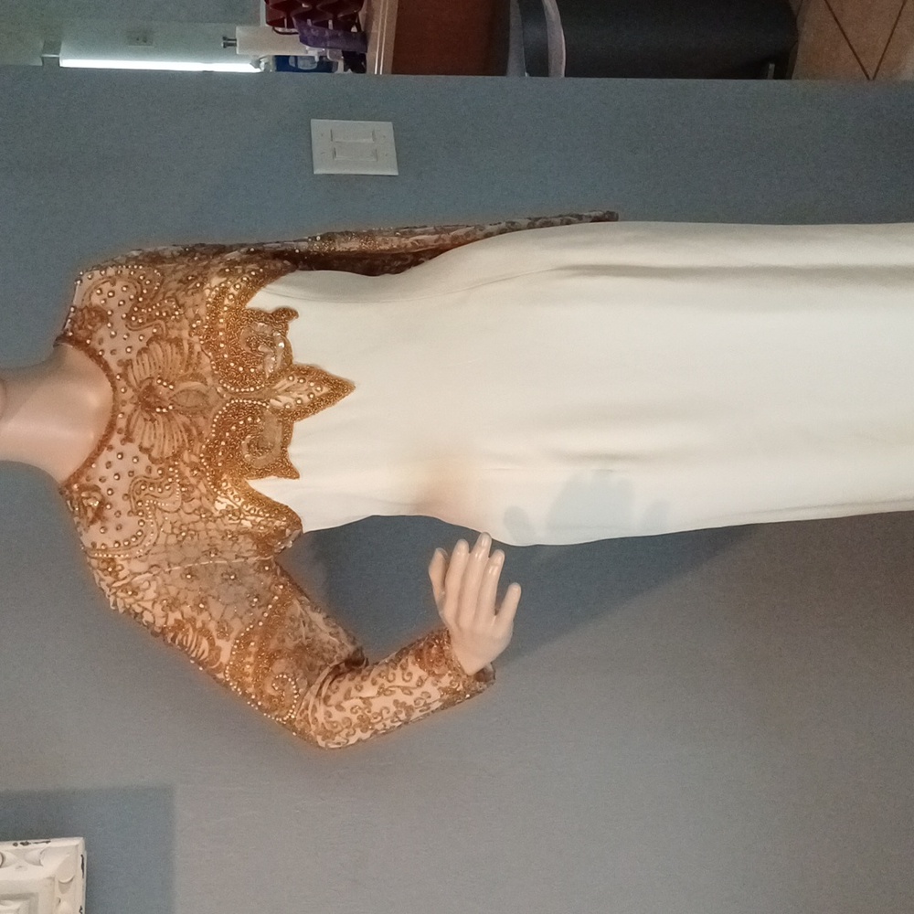 Naeem Khaan Riazee Vintage Beaded Long Gown Dress 8